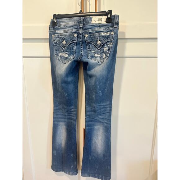 Miss Me Rhinestone western women’s Jean size 24 bootcut - Picture 2 of 10